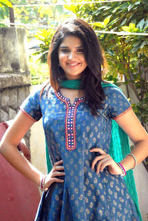 Deeksha Seth Hot Photos in Chudidar