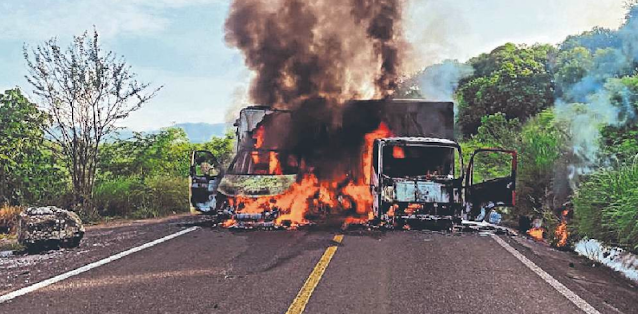 21 muertos en unas horas en Michoacán El Kiro no aparece y lo quieren rescatar a como de lugar, El Maguey líder del CJNG acusan ser el responsable