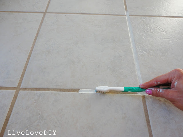 I lately restored the muddy grout inwards our bath as well as kitchen for alone  How To Restore Dirty Tile Grout