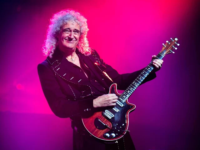 red special guitar brian may
