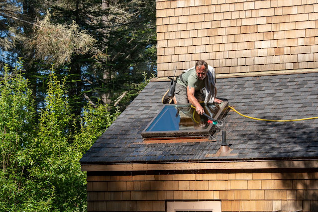 skylight contractor