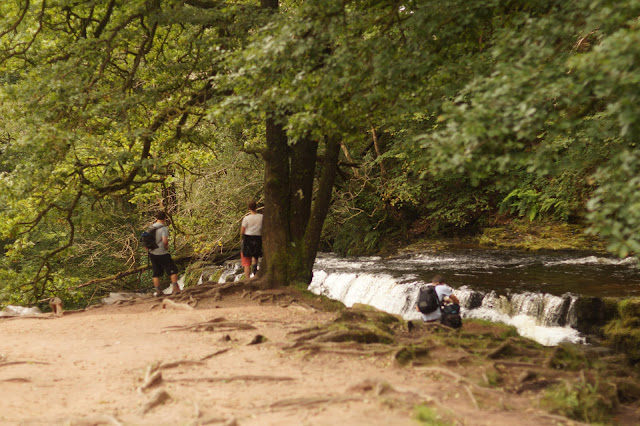 the four waterfalls trail Ystradfellte brecon beacons