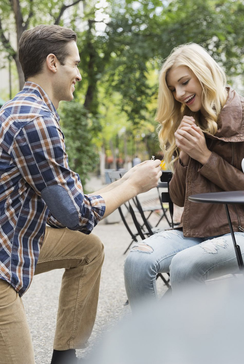 Valentine's Day Proposal Ideas That Are Anything But Cliché