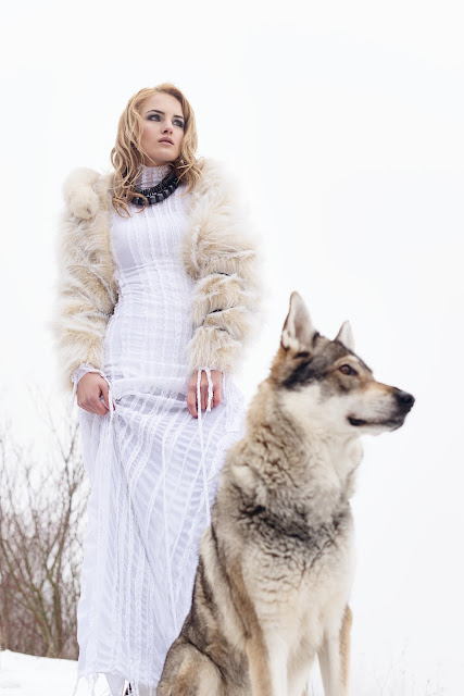 Moda.cz cover & wolfs