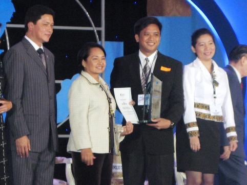 Surigao Chamber Wins Again as 2009 Best Chamber in Mindanao at the 35th Philippine Business Conference