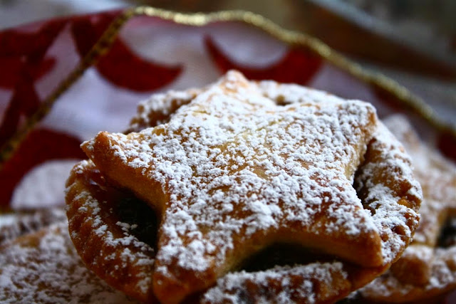 mince pies© Annie Japaud 2013, Christmas baking, Christmas, bakery, homemade, artisan, photography, photo blog, 