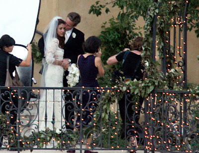 Ojai Wedding Locations on Televisionista  Kate Walsh Alex Young Wedding Pictures