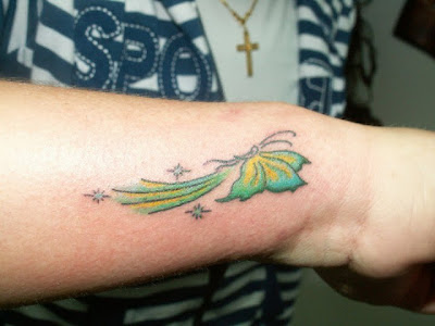 tatuagem tatoo Borboleta verde pulso