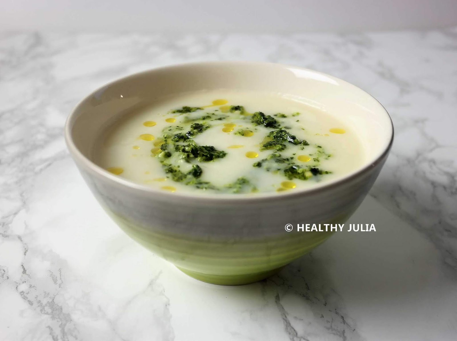 Veloute De Chou Fleur Au Pesto De Roquette Vegan Healthy Julia