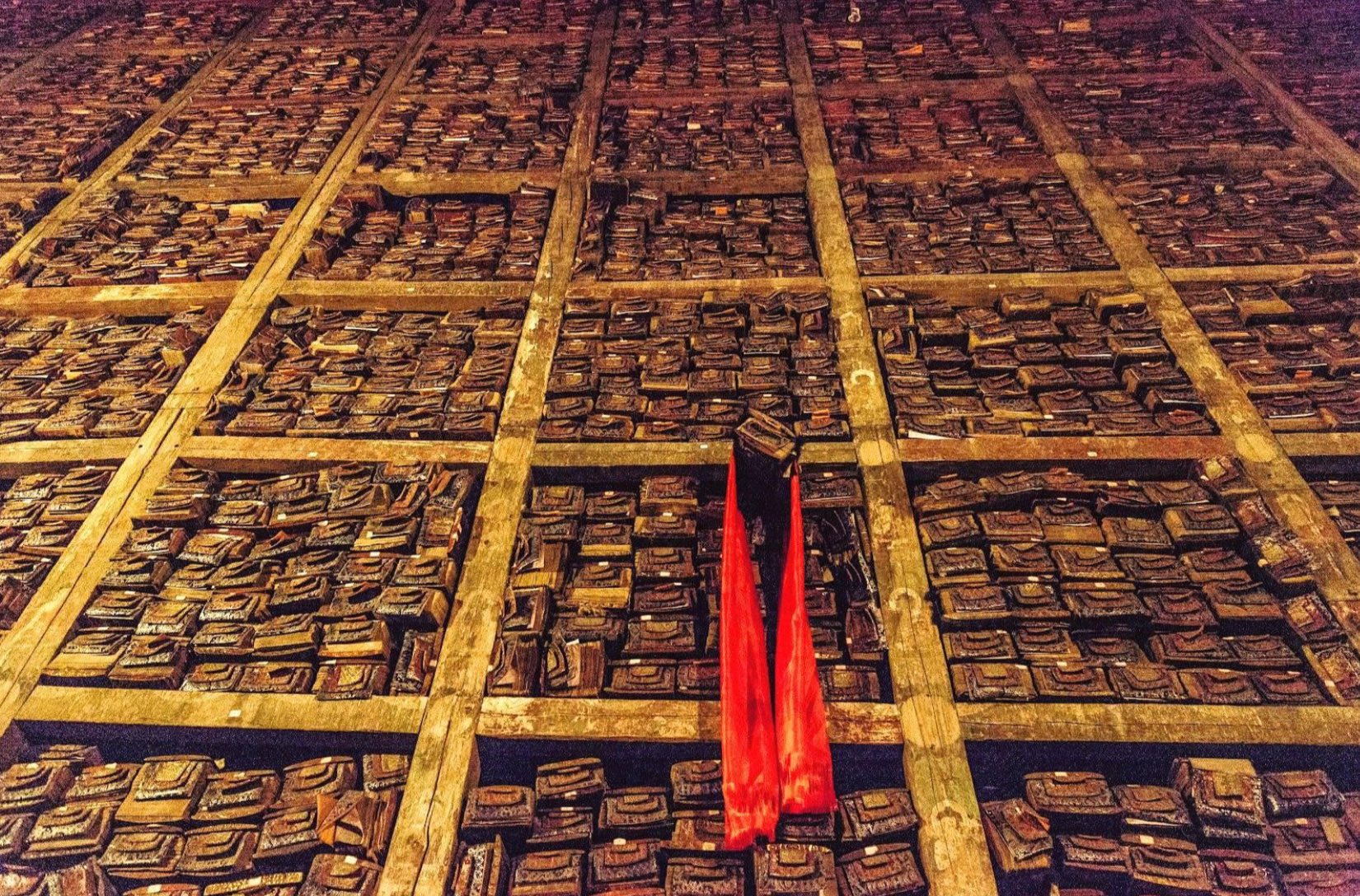 Whispers Through Time - 84,000 Secrets in the Sakya Monastery Library - Tibet