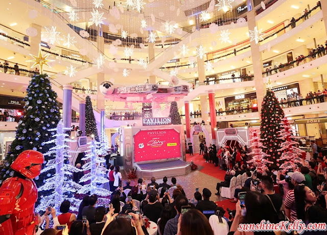 Christmas 2019, Star Wars, Pavilion KL, Malaysia Shopping Malls, Christmas Decorations, Largest Millennium Falcon Replica, Lifestyle