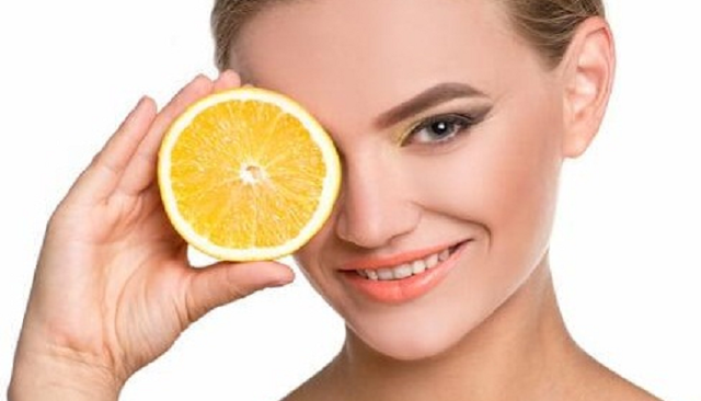 forehead acne treatment overnight using Lemon