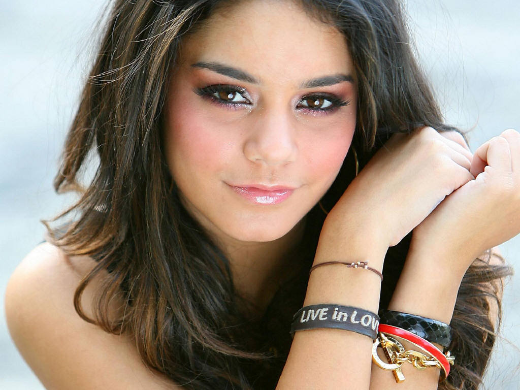 Vanessa Hudgens Hair, Long Hairstyle 2011, Hairstyle 2011, New Long Hairstyle 2011, Celebrity Long Hairstyles 2011