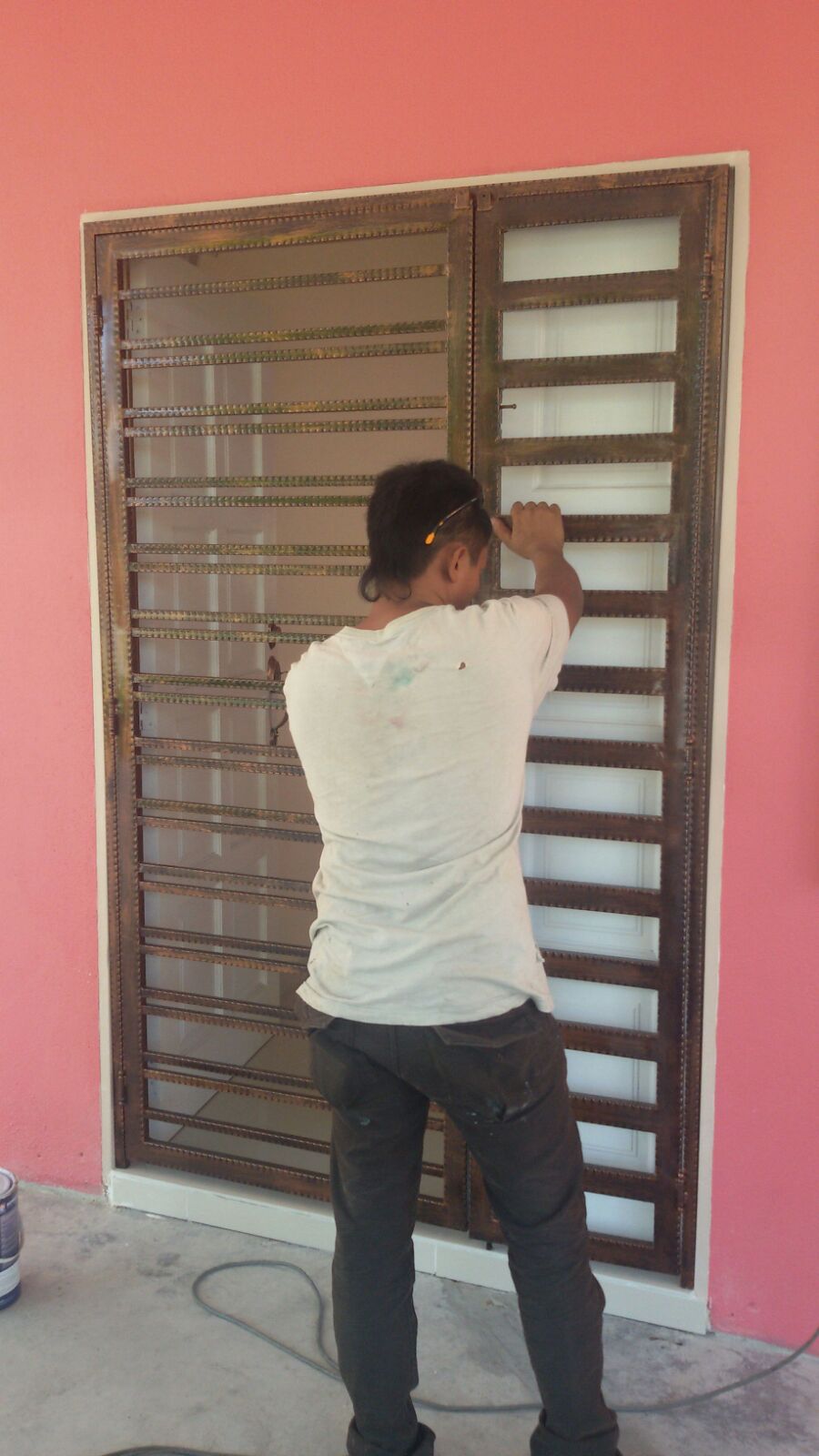  Grill  Pintu  Pintu  Besi  wrought iron atau besi  biasa 