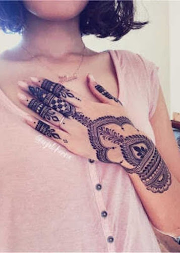 simple mehndi design for beginners