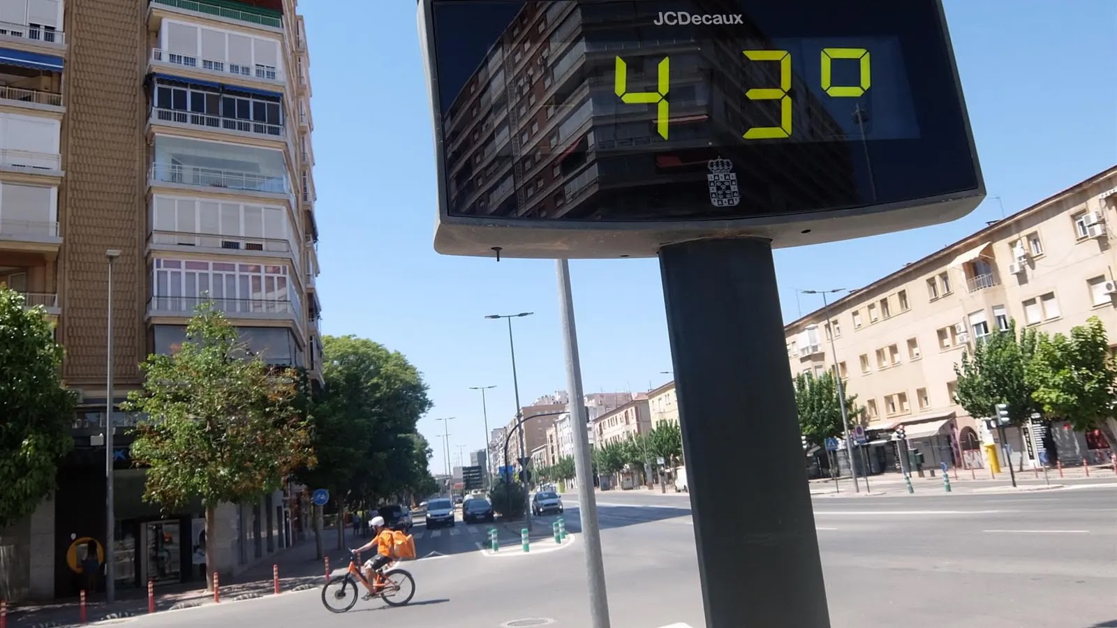 Gobierno español prohibirá trabajos al aire libre por calor