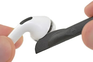 AirPods Pro Teardown Shows How 'Impractical' They Are to Repair: iFixit