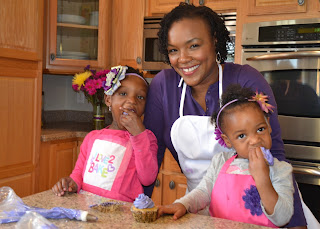 Michigan Gluten Free Baker Nikki Thompson with family