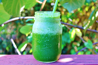 Green goddess smoothie mint organic healthy