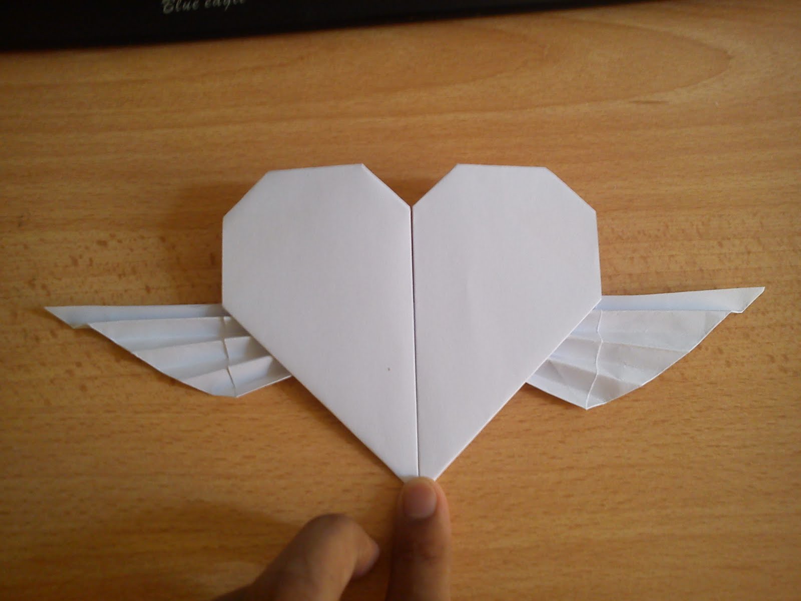 tutorial origami hati  bersayap