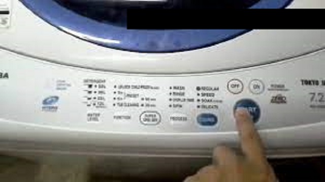 aktivitas mencuci pakaian menggunakan metode tradisional sudah mulai pudar Cara Reset Mesin Cuci Toshiba Terbaru