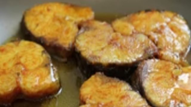 try-now-how-to-cook-fish-in-mutton-gravy-Indian-style-fish-fry