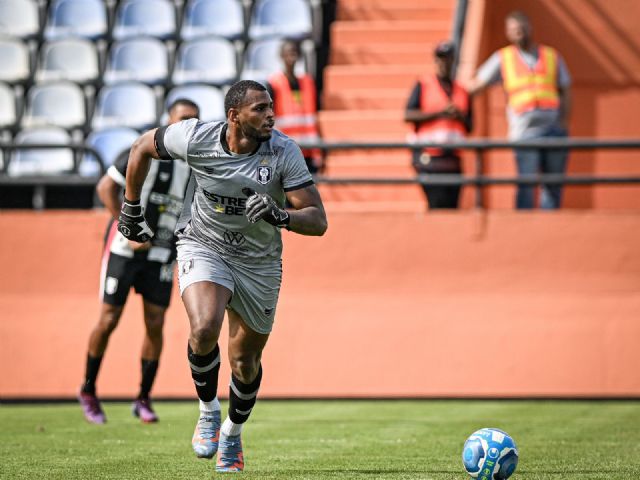 Após empréstimo, goleiro Leandro Matheus retorna ao Resende