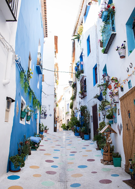 Juego de colores (Barrio de Benacacira/Chelva)