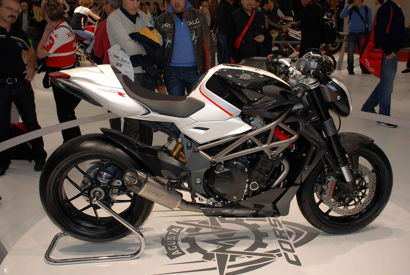 ( 2010 ) MV AGUSTA BRUTALE 1090RR