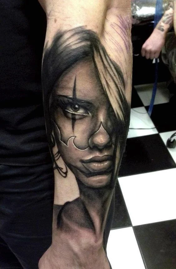 foto de tatuaje en el brazo