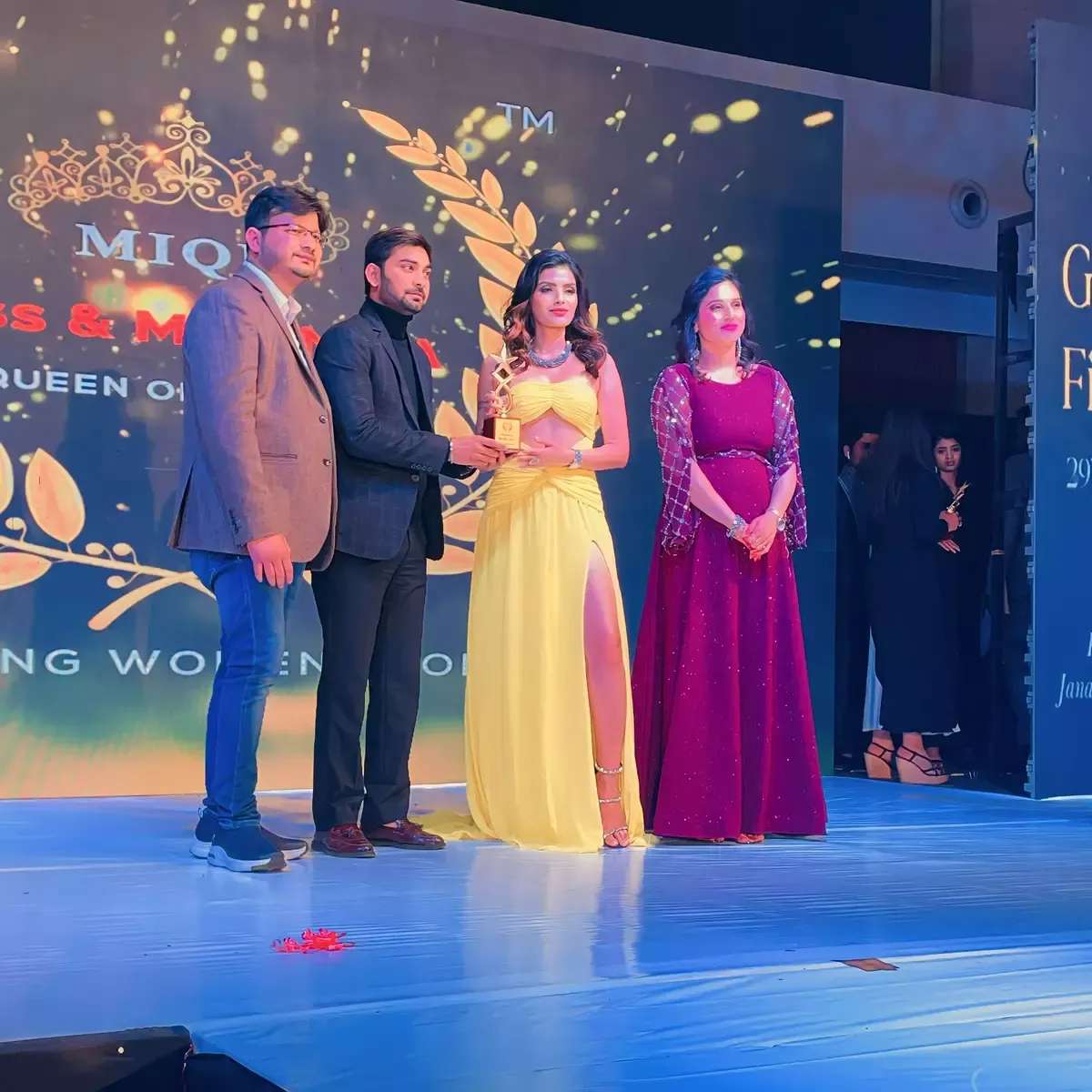 Abhash Jha's Best Indian Fashion Brand Award