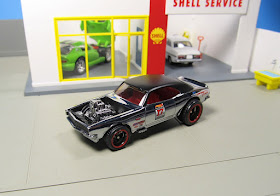 Hot Wheels chrome Heavy Chevy