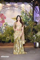 Kareena Kapoor Khan at Sonam Kapoor Wedding Stunning Beautiful Divas ~  Exclusive.jpg