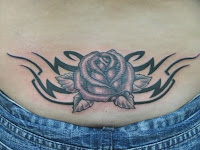 Rosa com tribal