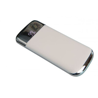 JOYROOM D121w 10000mAh Portable 2 USB Digital Display Power Bank - White