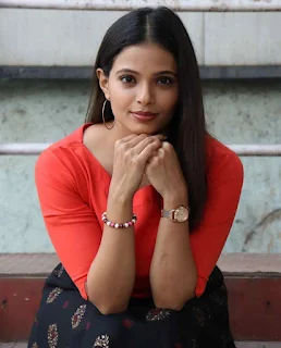 Priyanka Tendolkar As Priya  प्रिया म्हणून प्रियांका तेंडोलकर