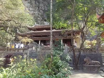 ビックドン寺（Bich Dong Pagoda）