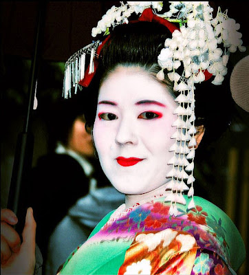 Fotografías e imágenes de Geishas (Mujeres y Kimonos)