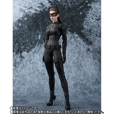 S.H.Figuarts Catwoman de "The Dark Knight Rises" - Tamashii Nations