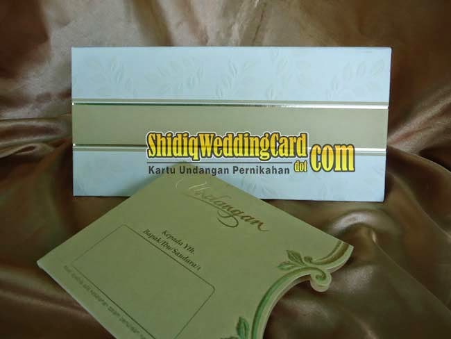 http://www.shidiqweddingcard.com/2014/07/hc-9909.html