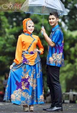 20 Model Baju  Batik Couple  Anak Muda Modern Terbaru 2019 
