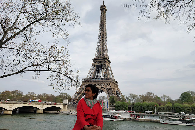 Best place to pose in front of Eiffel Tower in Paris