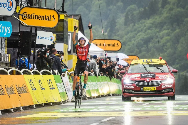 Dylan Teuns volta a vencer uma prova do Tour de France depois de dois anos