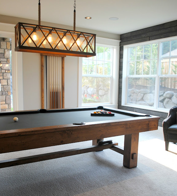 Pool table inside the Nevaeh at Portland Street of Dreams 