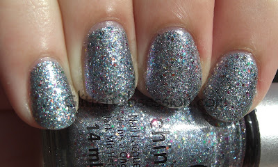 china glaze prismatic chromaglitters, china glaze liquid crystal, china glaze liquid crystal swatch, china glaze liquid crystal manicure, china glaze liquid manicure nails, china glaze liquid crystal nail swatch, china glaze prismatic chroma glitters swatch