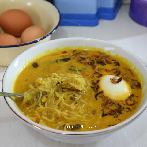 Bihun Kuah Gurih Ikan Tongkol