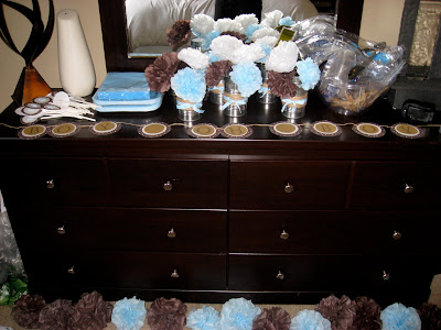 We kept the decor simple Blue white and brown were 