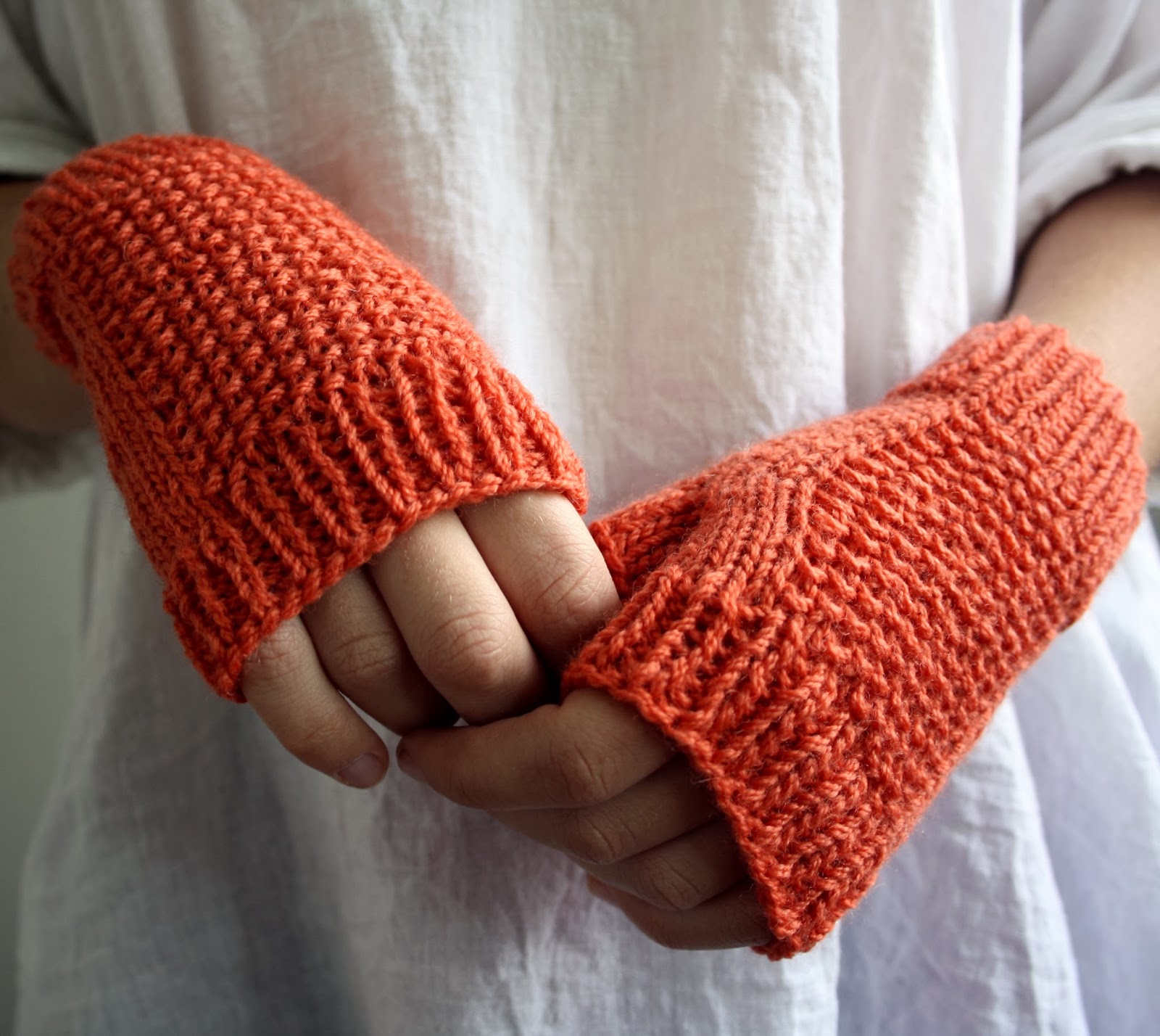 https://www.etsy.com/au/listing/182119162/wool-fingerless-gloves-handknit-in?ref=shop_home_active_1