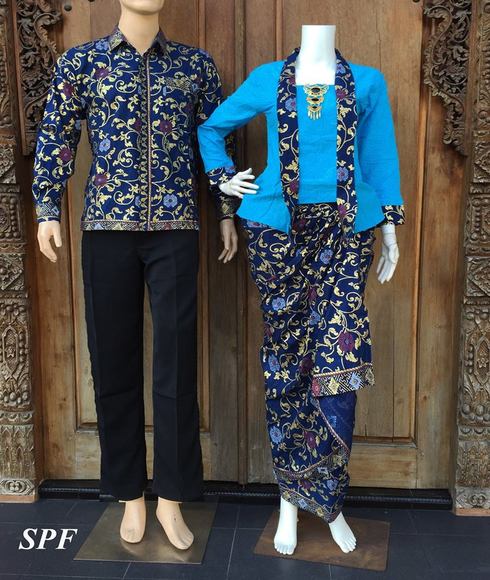 Model Baju  Couple  Batik Lengan  Panjang  Untuk Remaja Modern 