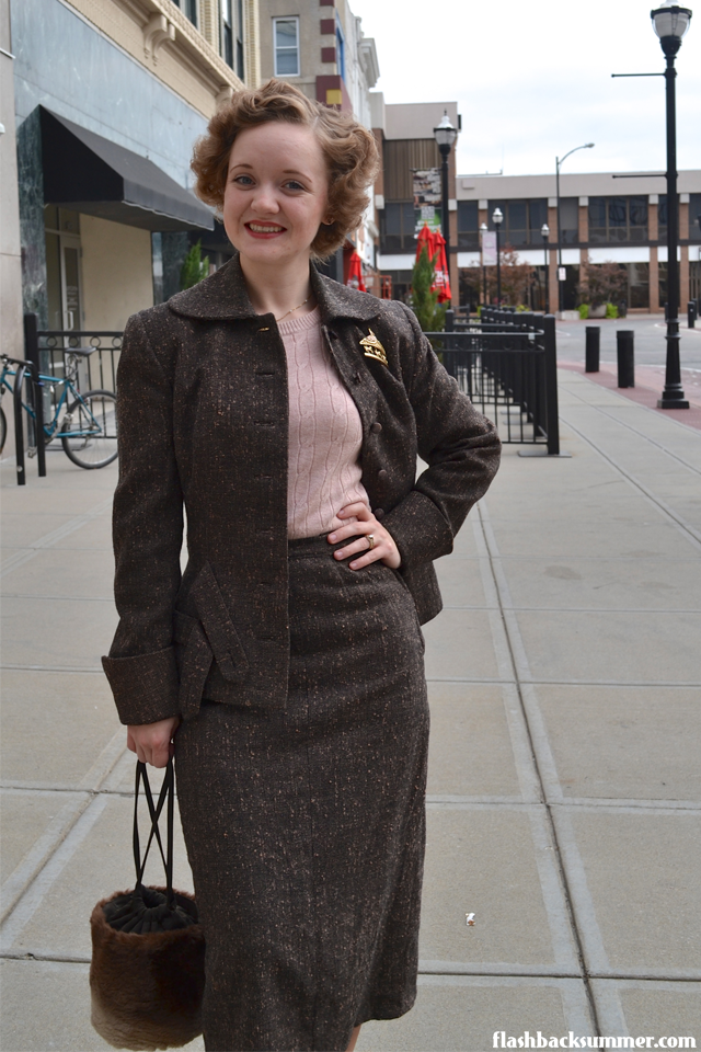 Flashback Summer: Power Suit - 1950s vintage suit